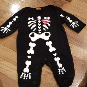 New 1 piece skeleton outfit